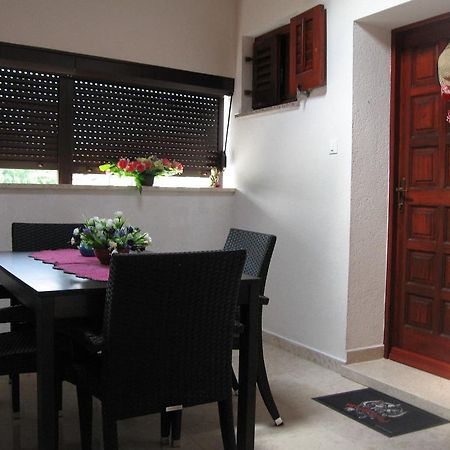 Apartments Alen Pazin Bagian luar foto